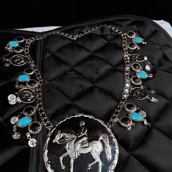 silver plated wine red saddle سرج نبيتي مطلي فضه