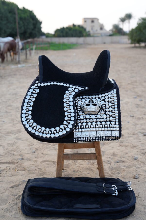 black silver plated saddle crown سرج اسود مطلي فضه بالكامل تاج - Image 2