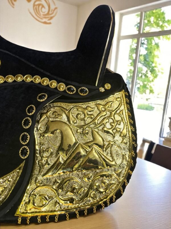 el khateeb stud saddle in italy سرج مربط الخطيب ب ايطاليا - Image 2