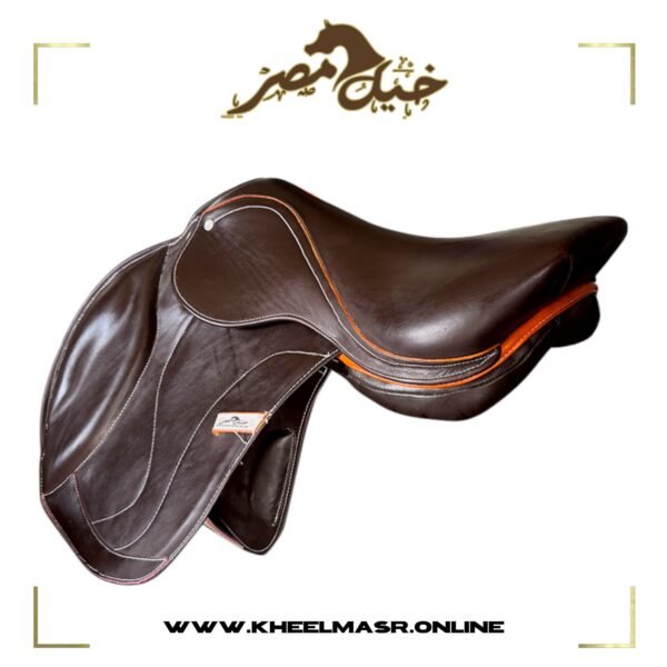 The brown natural leather KM-02 jumping saddle سرج بني جلد طبيعي قفز